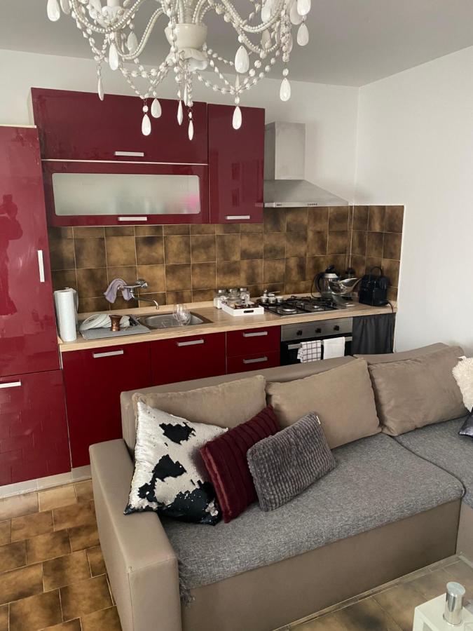 Appartement Apartman Nela à Poreč Extérieur photo