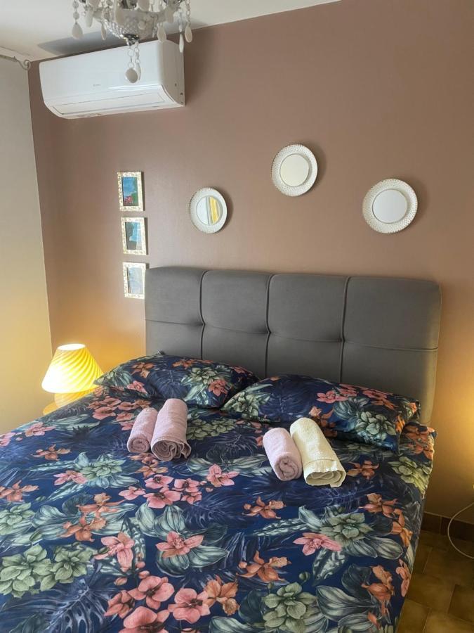 Appartement Apartman Nela à Poreč Extérieur photo