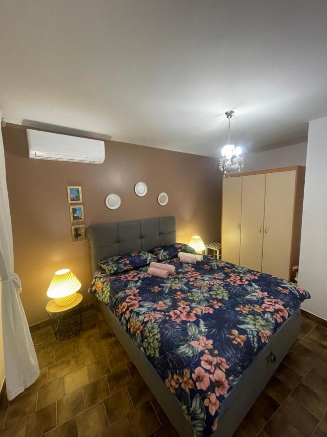 Appartement Apartman Nela à Poreč Extérieur photo